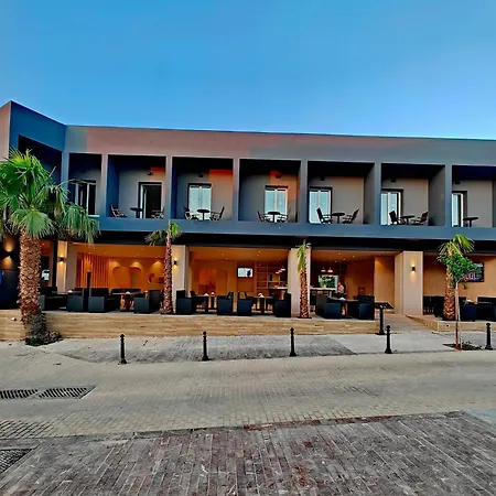 Otel Pearl Boutique Road 4*