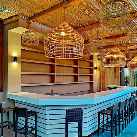 Pearl Boutique Road 호텔 4*