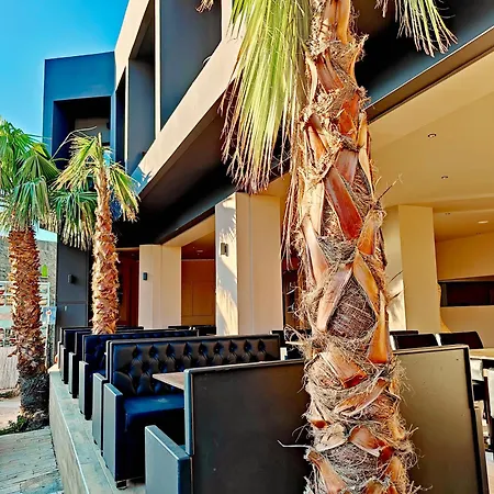 Hotel Pearl Boutique Road